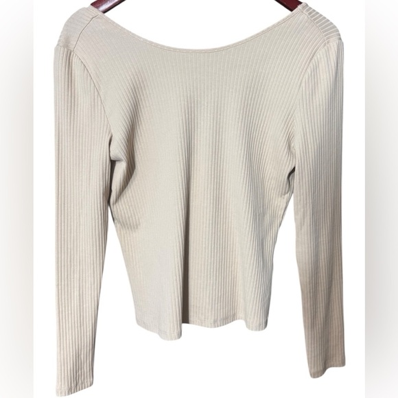Monki Open Back Top Ribbed Beige Cream Long Sleeve Size Medium - Picture 2 of 9